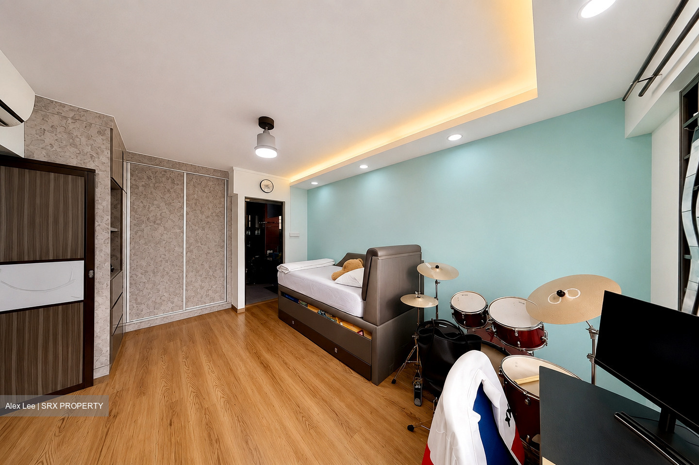 Blk 221 Kovan Green (Hougang), HDB Executive #562268131